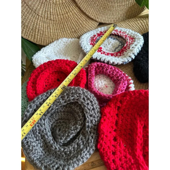 Lot of 9 Small hand knit Beret hats - Picture 9 of 11